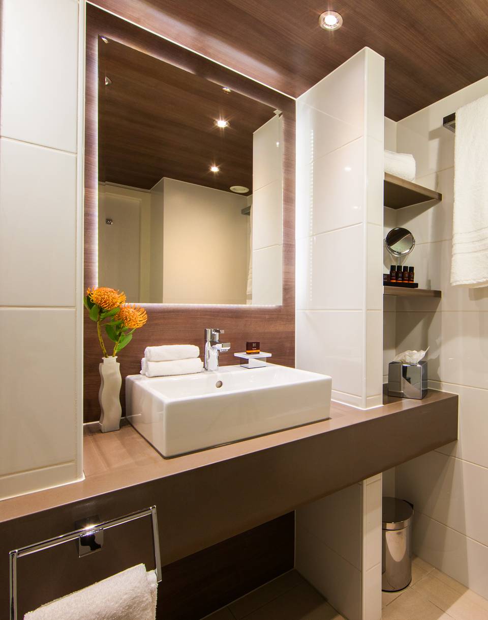 Amadeus Waterways Amadeus Imperial Suite 2.jpg